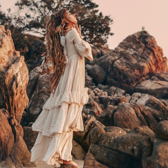 Lucia Off-Shoulder Boho Wedding Festive Maxi Dress - Picture 3 of 9